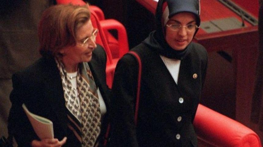 Rahşan Ecevit'ten ilk t&uuml;rban yorumu