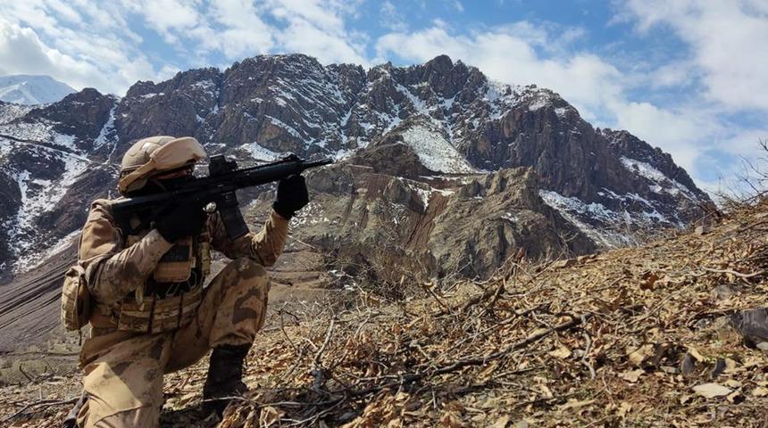 Hakkari’de PKK operasyonu! İçişleri Bakanlığı duyurdu…