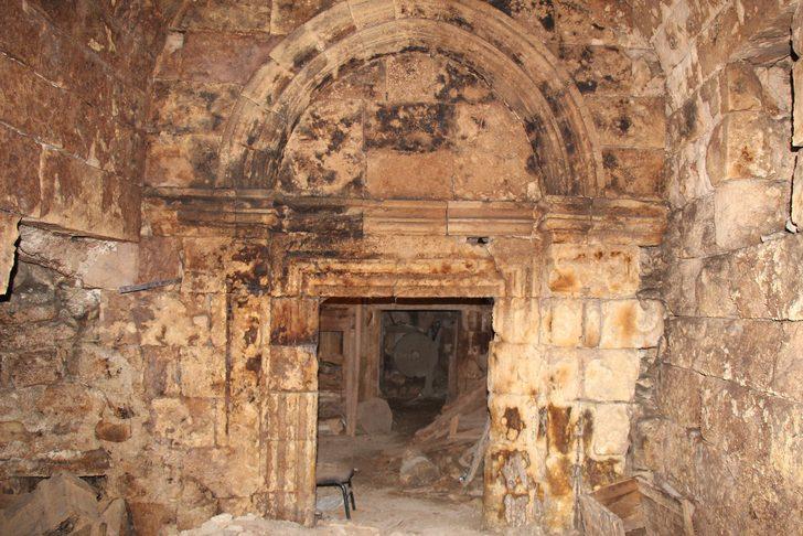 Sahibinden satılık 1700 yıllık kilise! Fiyatı dudak uçuklattı G4