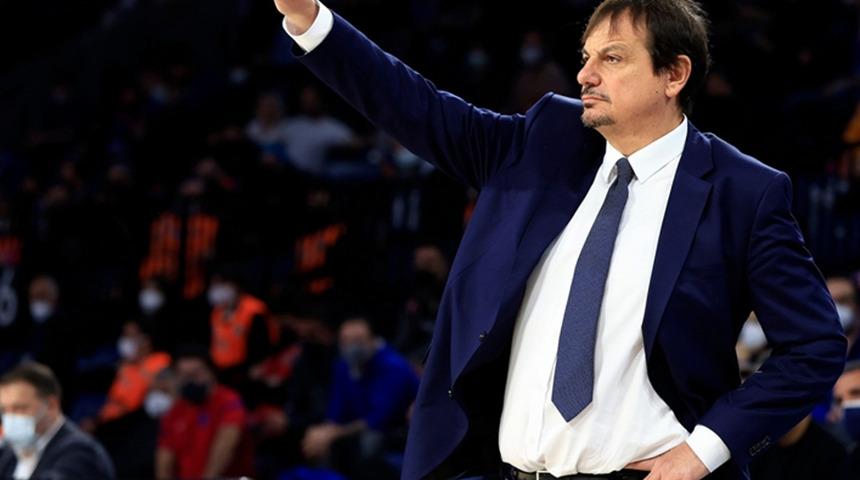 Anadolu Efes Başantrenörü Ergin Ataman'dan Fenerbahçe açıklaması