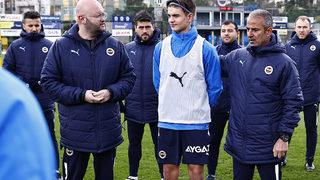 Fenerbahçe'de İsak Vural ilk idmanına çıktı
