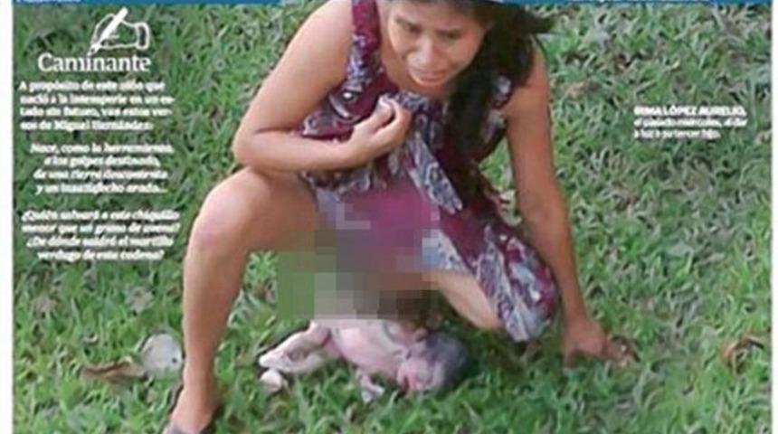 Çimlerde doğum yapmak zorunda kaldı