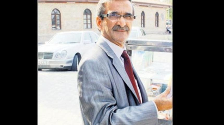 Sabah simitçi, öğlen işadamı