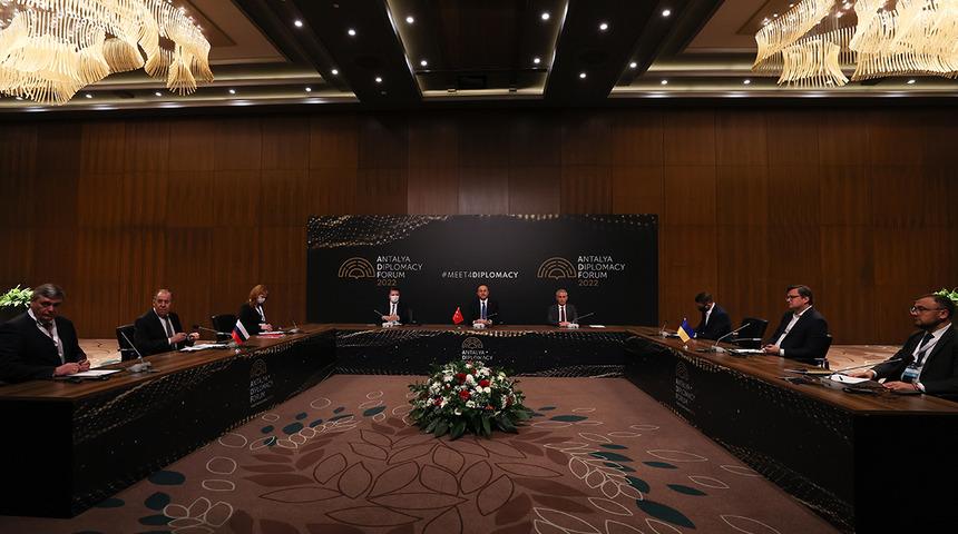 Antalya'da tarihi zirve! Dünyanın gözü Türkiye'de... İlk açıklama geldi