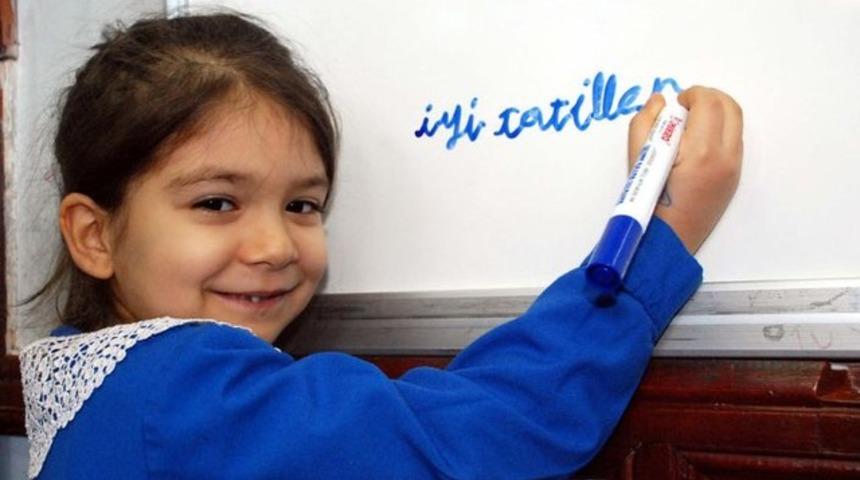 17,5 milyon &ouml;ğrenci karne aldı