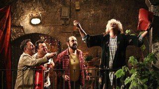 Pek Yakında konusu nedir? Pek Yakında filmi oyuncuları kimlerdir? Pek Yakında hangi kanalda, saat kaçta?