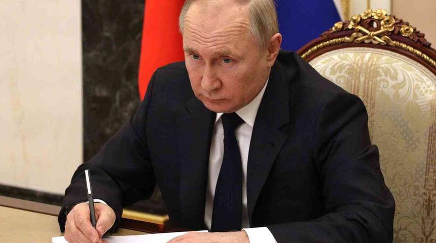 Putin ekonomik yaptırımlara böyle cevap verdi! "Zaten uygulanacaktı"