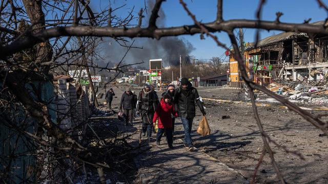Sayı akılalmaz boyutlara ulaştı! Ukrayna'nın başkenti Kiev'i hızla terk ediyorlar
