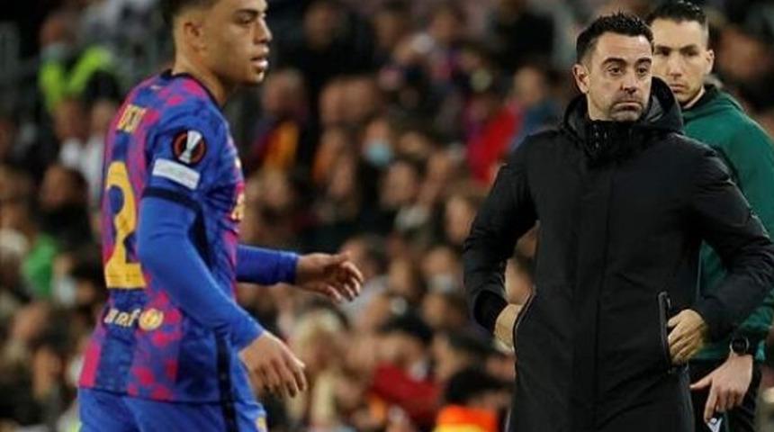 Barcelona Teknik Direktörü Xavi, Galatasaraylı futbolcuları öve öve bitiremedi!
