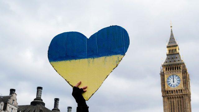 Ukrayna protestosu Londra'da