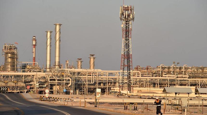 Petrol rafineresine İHA saldırısı! "Enerji arzının bozulması istendi"
