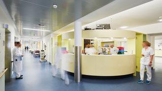 Almanya'daki hastanenin kararı tepki çekti! Rus ve Belaruslu hasta kabul etmiyorlar