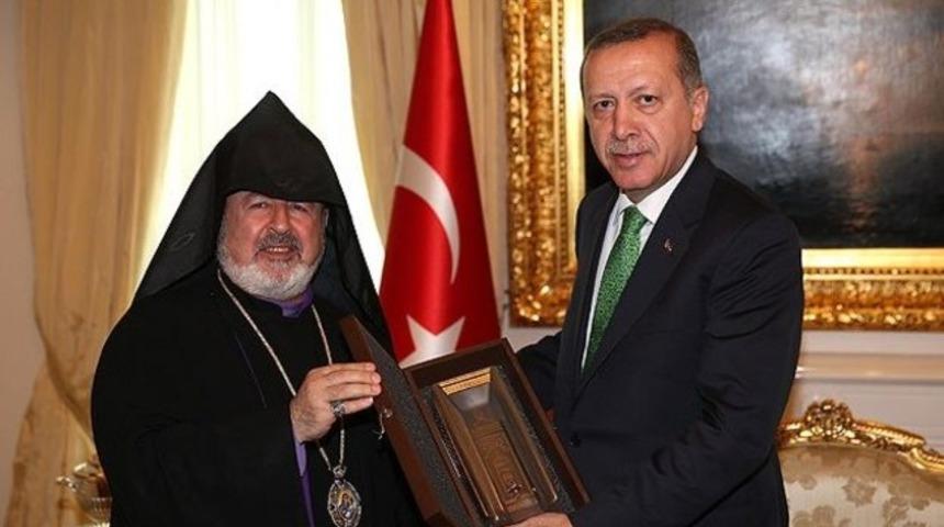 Erdoğan Ermeni Patrik Vekili Ateşyan'ı kabul etti