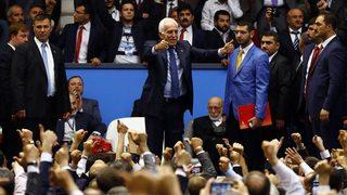 Mustafa Kamalak yeniden seçildi