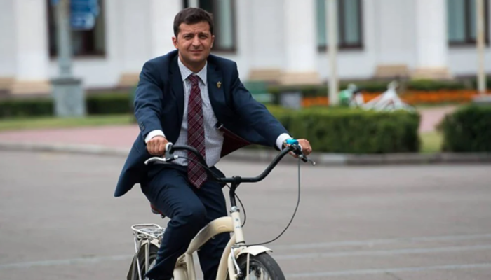 Ukrayna lideri Zelenskiy’nin dizisine talep yağmuru! Bir haftada 15 ülkeye satıldı