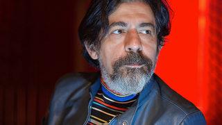 Okan Bayülgen'in şaşkına çeviren Fransa anısı! Modeller bir hışımla arabadan indi