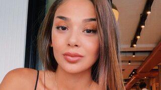 'Artık bakire değilim' diyen fenomen Merve Taşkın göğüs dekolteli pozlarıyla sınırları zorladı!