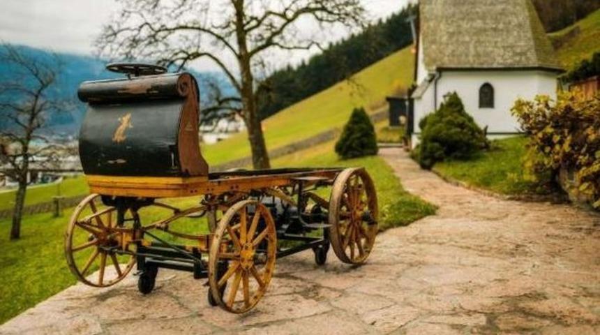 116 yıllık ilk Porsche bir ahırda bulundu