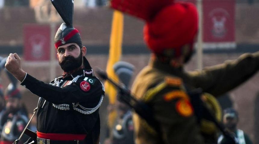 Hindistan yanlışlıkla Pakistan’a füze fırlattı