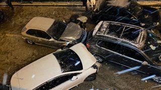 Bursa'da buzlanan yolda zincirleme kaza! 11 araç birbirine girdi