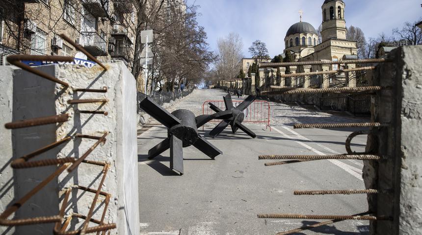 2. Dünya Savaşı'ndan kalma tank kapanları Kiev savunmasında kullanılıyor 