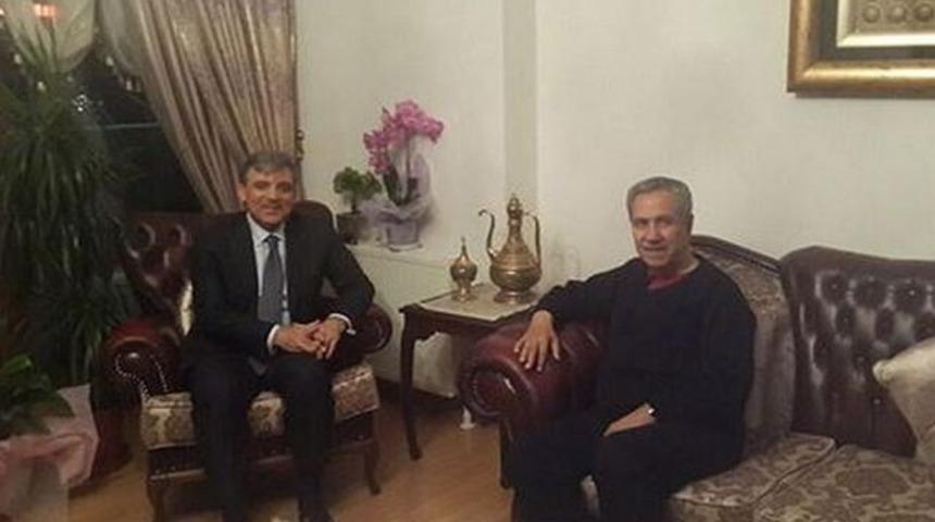 Ameliyat olan Arınç, Twitter'dan bu fotoğrafı paylaştı