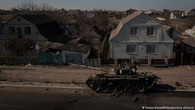 +++Canlı Anlatım: Rus güçleri Kiev'i kuşatmaya çalışıyor