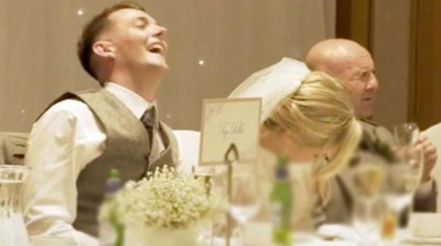 Düğünde sağdıcın konuşması gelini utandırdı! Cinsellik anılarını anlatınca davetliler şaşkınlığını gizleyemedi