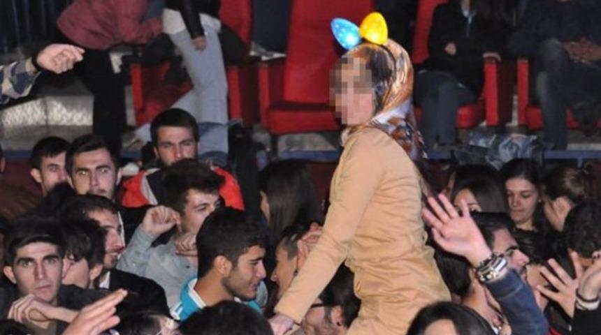 AK Partili vekili utandıran görüntü