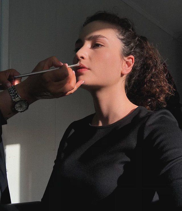Kardeşlerim'in Aybike'si Melis Minkari'yi bir de Instagram'da görün! Güzelliğiyle nefes kesti