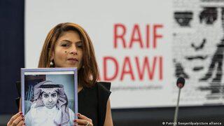 10 yıldır hapiste olan Suudi blog yazarı Bedevi serbest bırakıldı