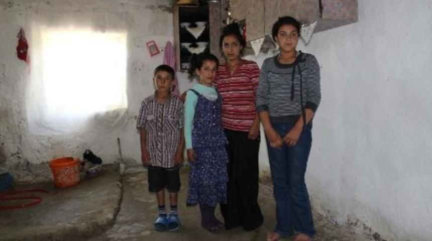 Van'da annesiz babasız kalan 4 &ccedil;ocuğun dramı