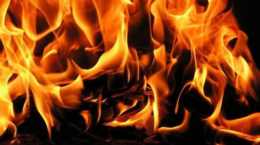 Paris Spor Sarayı'nda patlama oldu