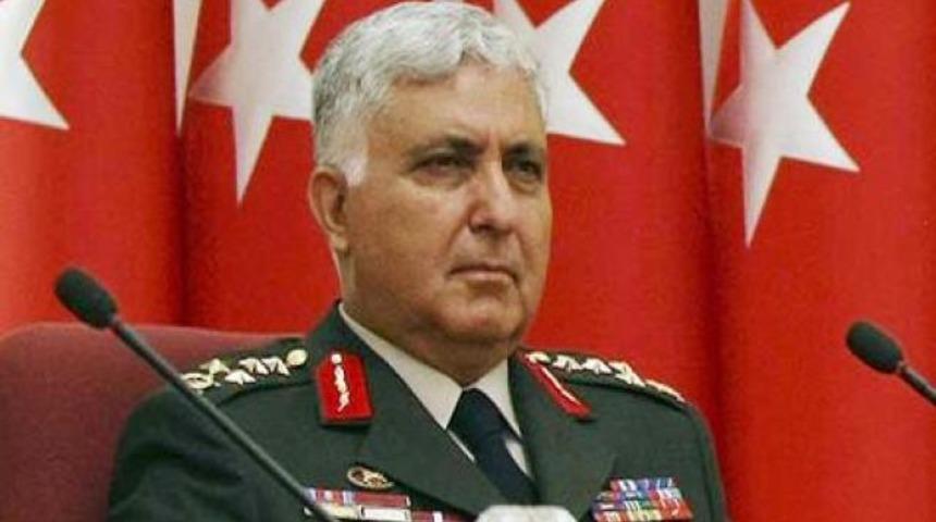 &Ouml;zel'in beyin takımı değişmedi!