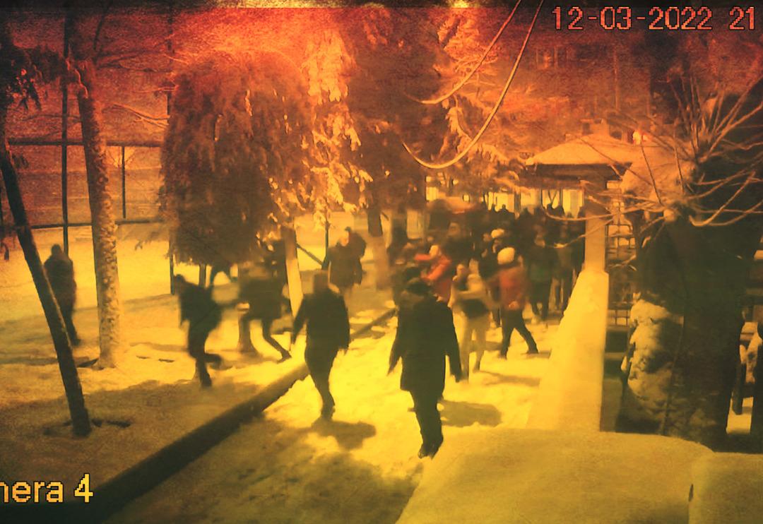 50 kişilik kartopu savaşında dehşet! 7 kişi silahla yaralandı