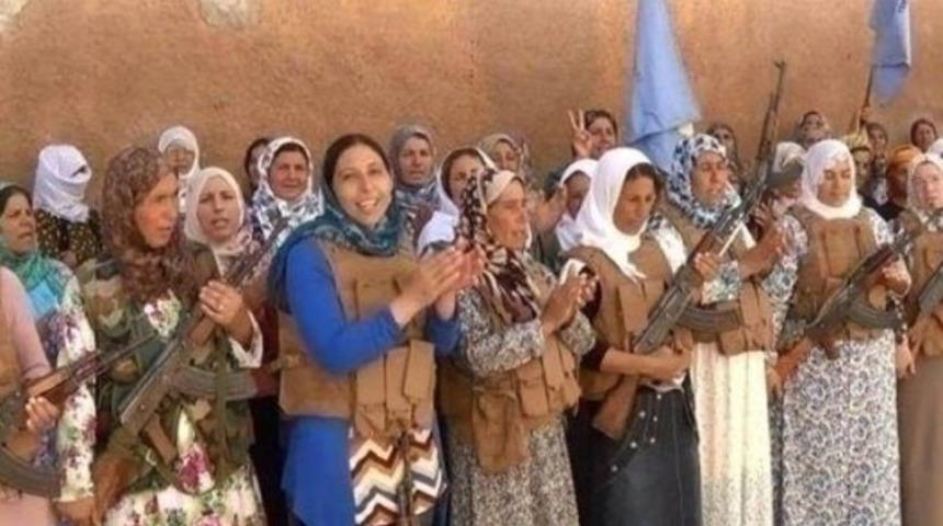 Sınırın ötesinde kadınlar silahlandı