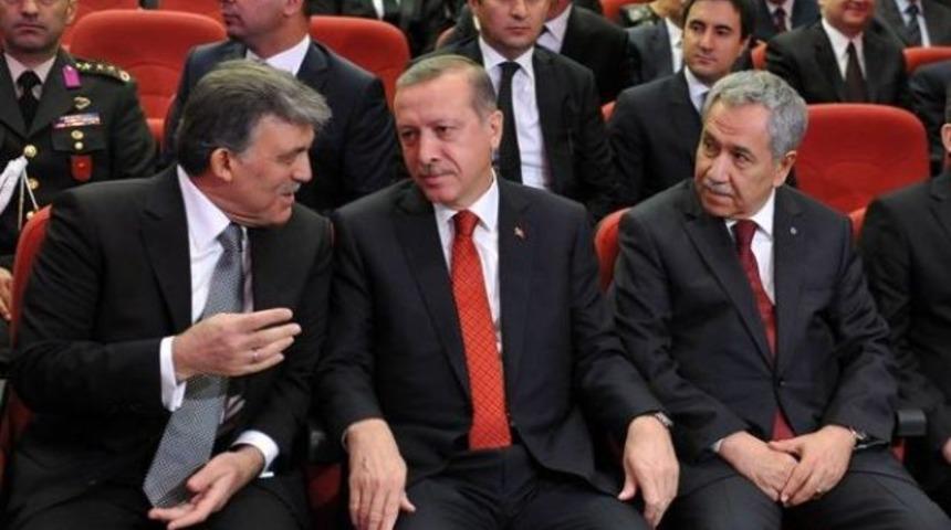 Gerginliğe karşı Abdullah G&uuml;l&rsquo;den espri geldi