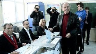 Siyasetin zirvesi de sandıkta