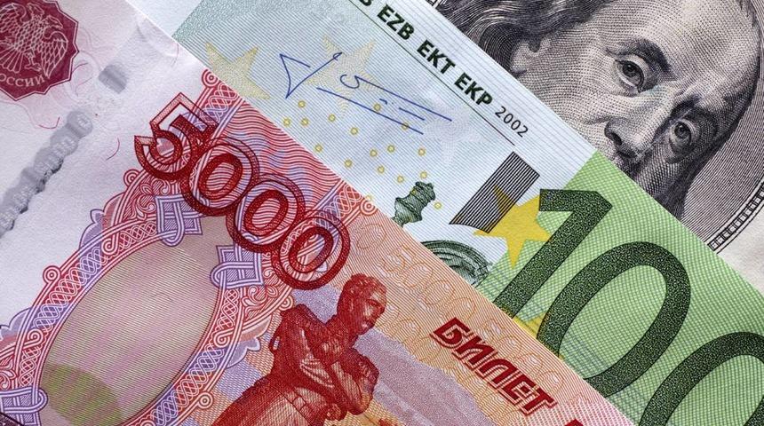 Rusya'dan Batı'ya 'dış borç' suçlaması: "Gerekli fona sahibiz, Ruble ile ödeyeceğiz"