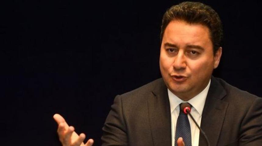 Tek değişmeyen Bakan Ali Babacan