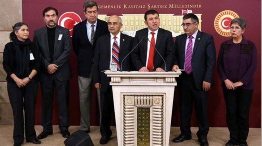 CHP'li Veli Ağbaba: Yaş ortalaması 70 &uuml;zeri &ouml;rg&uuml;t