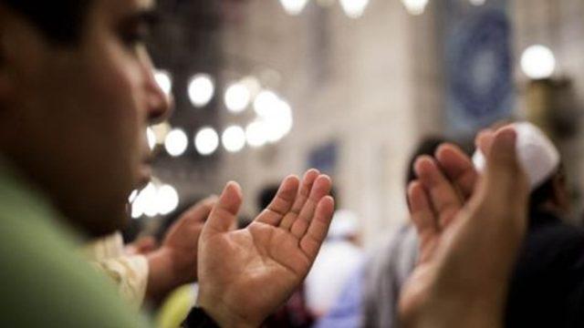 Berat Kandili gecesi ne zaman 2022? Berat Kandili'nin önemi nedir? Berat Kandili neler yapılabilir? Berat Kandili ne anlama gelir?