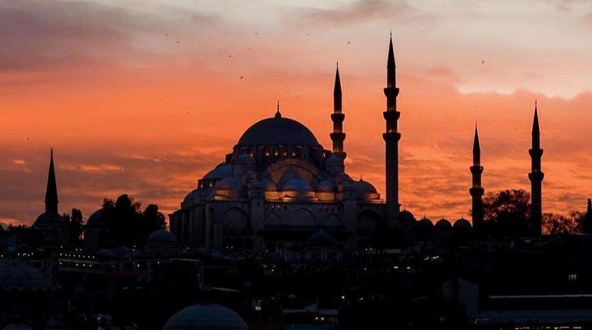 Berat Kandili ne demek? Anlamı ne? Berat Kandili önemi ve fazileti nedir?