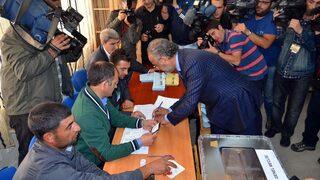 Ağrı başkanını seçti