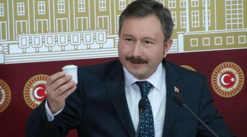 'Senin partinden ayrılan kafir olmuyor'