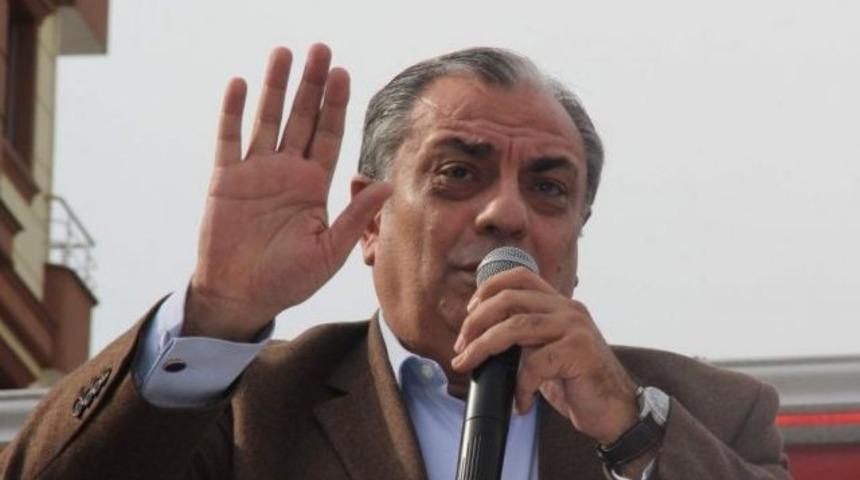 Türkeş’e plaka jesti