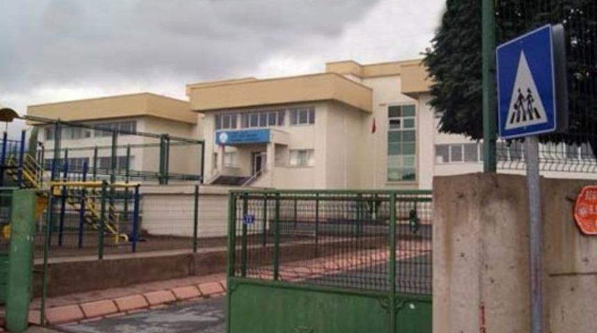 Kayseri'de teneffüs zilini duyan veliler ayaklandı!