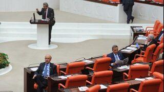 Vekiller ters oturdu