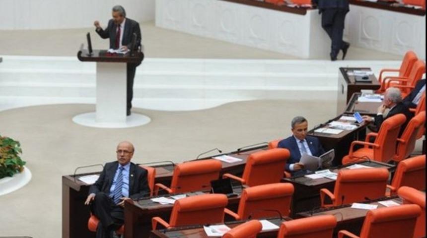 Vekiller ters oturdu