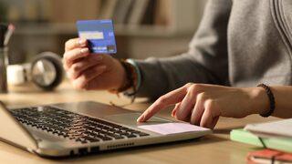 Yurt dışından alışveriş yapanlar dikkat! Vergilerde değişiklik Resmi Gazete'de...